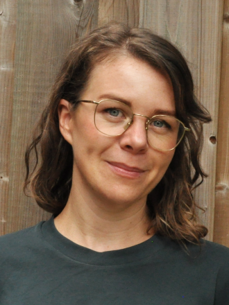 A headshot of the writer Suzannah Showler